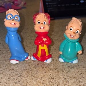 1990 chipmunks figurines